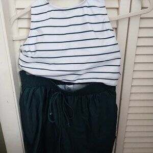 Seafancy Striped Round Neck Sporty Bikini Top with Boy Short Set